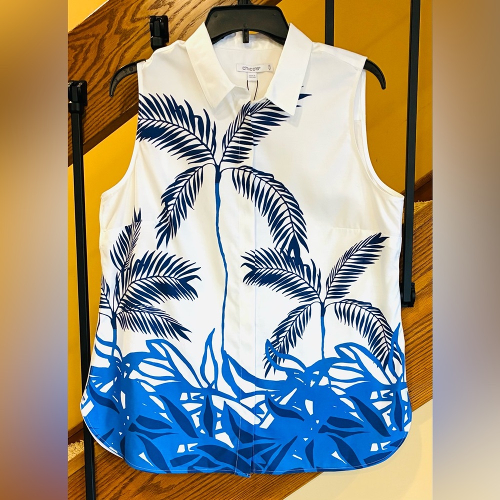 Chicos Tank Button Down No Iron Stretch Blue Casa SZ. 1.5 US Med -10 NWT